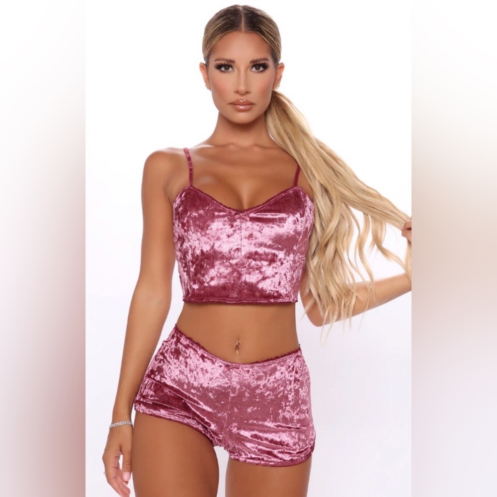 🔴 fashion nova feeling soft pajama set
